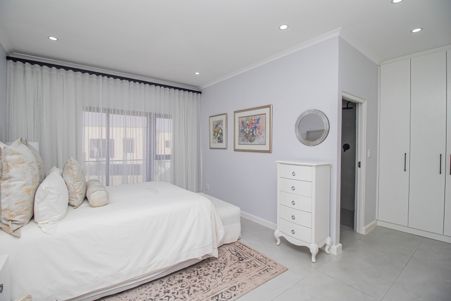 4 Bedroom Property for Sale in Sandown Western Cape